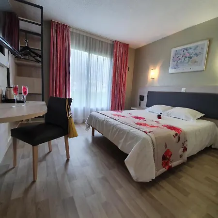 25 Hotel Socx