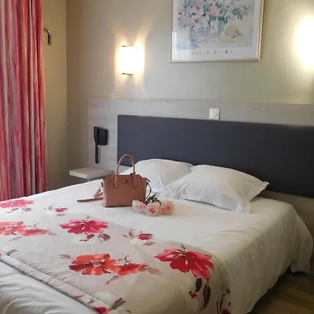 25 Hotel Socx