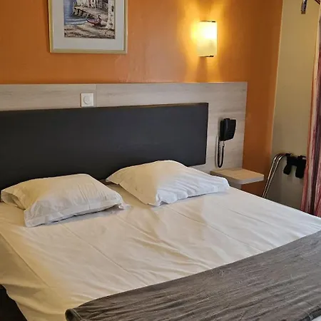 25 Otel Socx